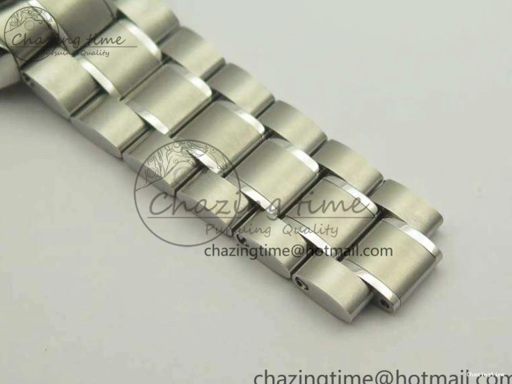 0306 TechFriendly SpeedMaster MoonWatch SS OMF 1:1 Best Edition Black Red Dial On SS Bracelet A9300 V 8092